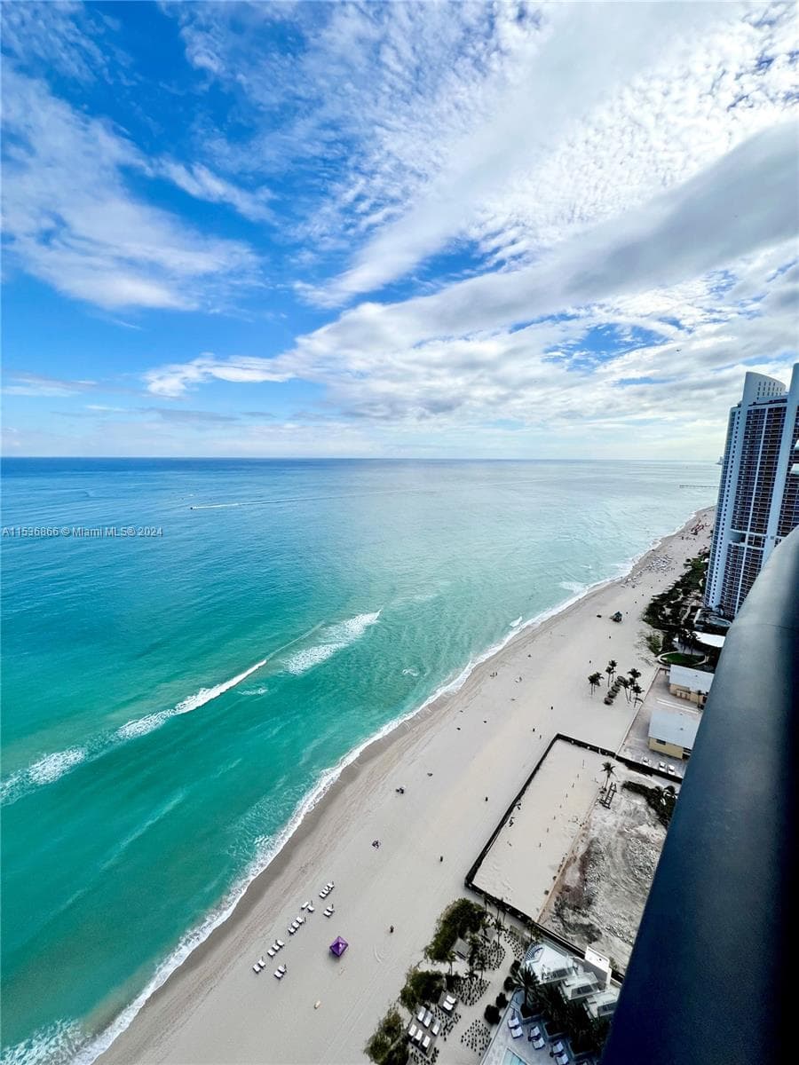 18555 Collins Ave 3501 photo 24