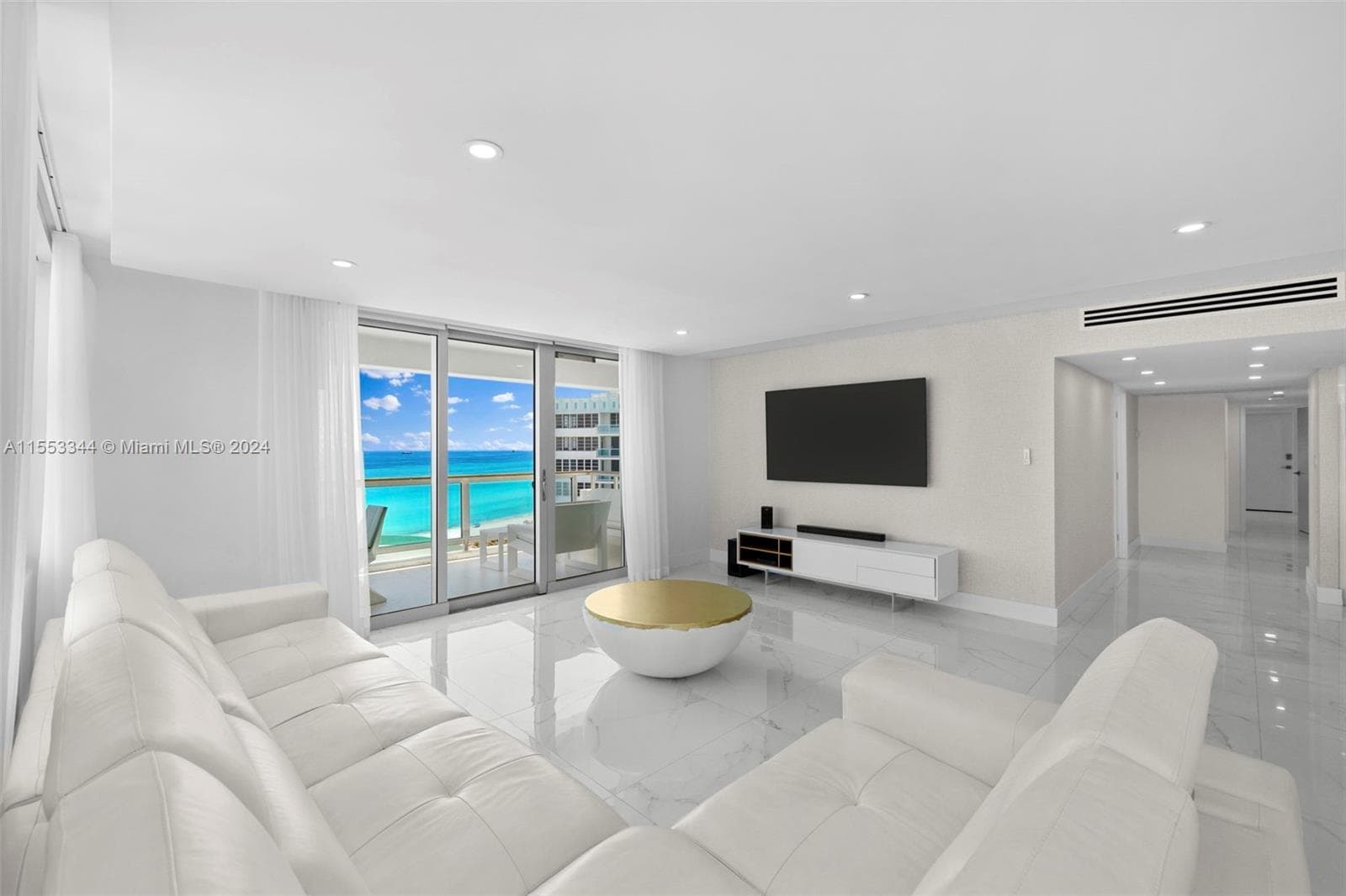 5151 Collins Ave 1527 photo 17