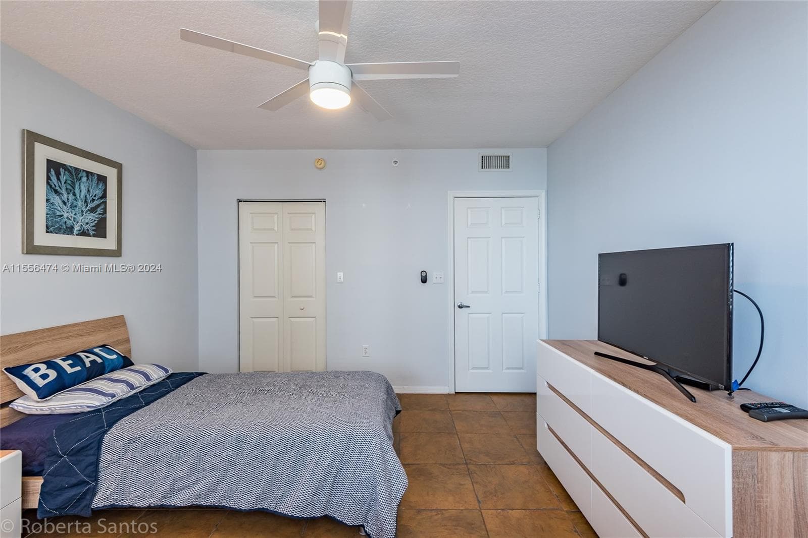 2080 S Ocean Dr 602 photo 22