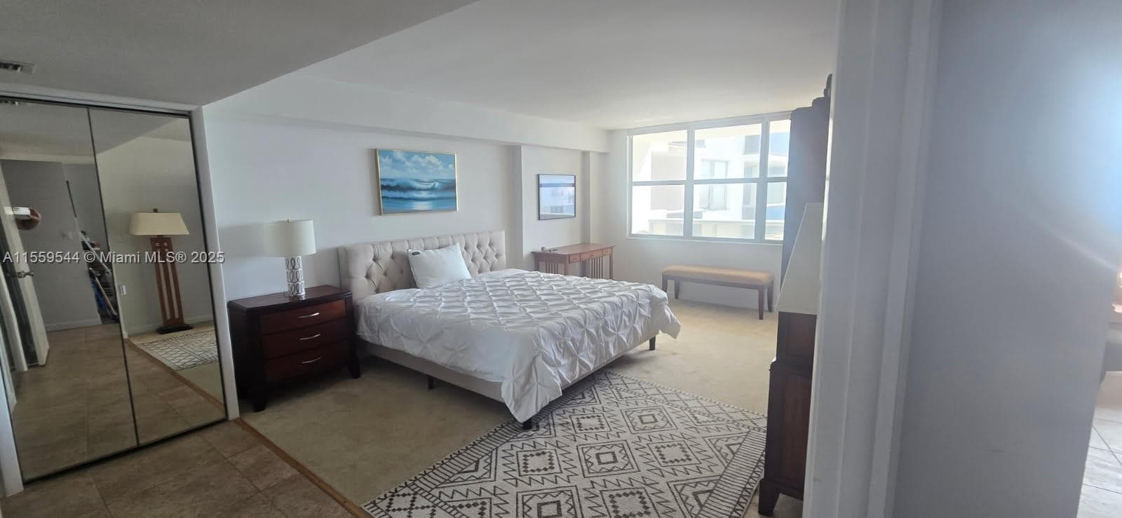 6039 Collins Ave 1110 photo 18