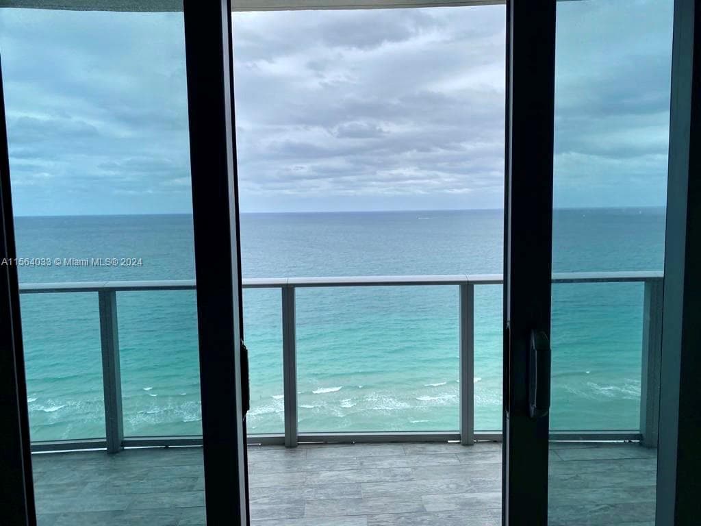 4111 S Ocean Dr 2101 photo 10