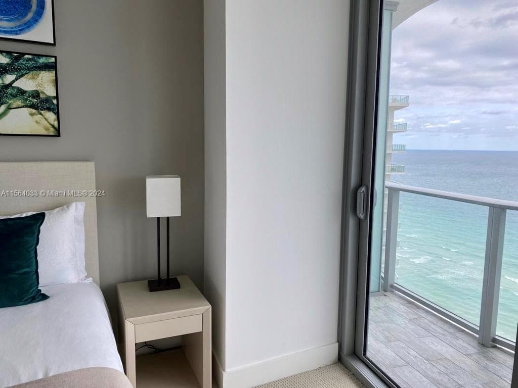 4111 S Ocean Dr 2101 photo 15