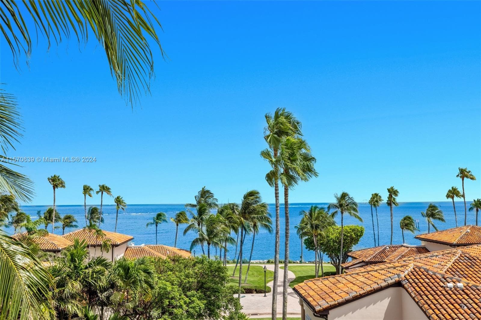 19144 Fisher Island Dr 19144 photo 1