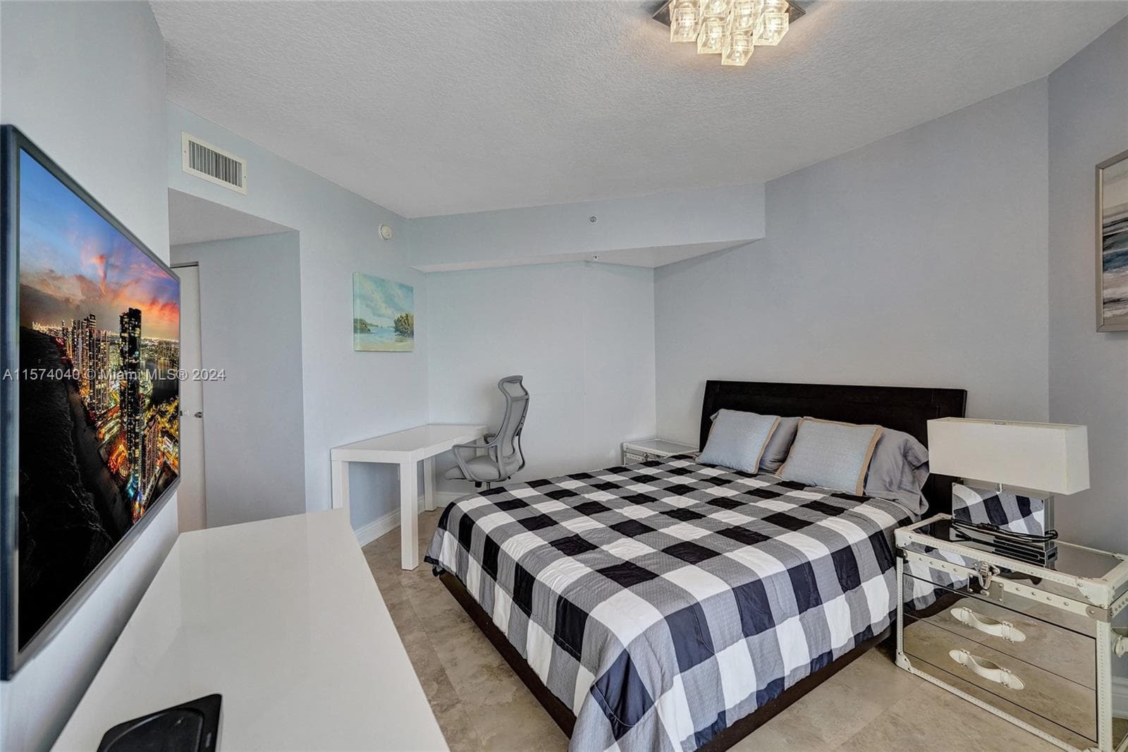 16699 Collins Ave 4106 photo 21