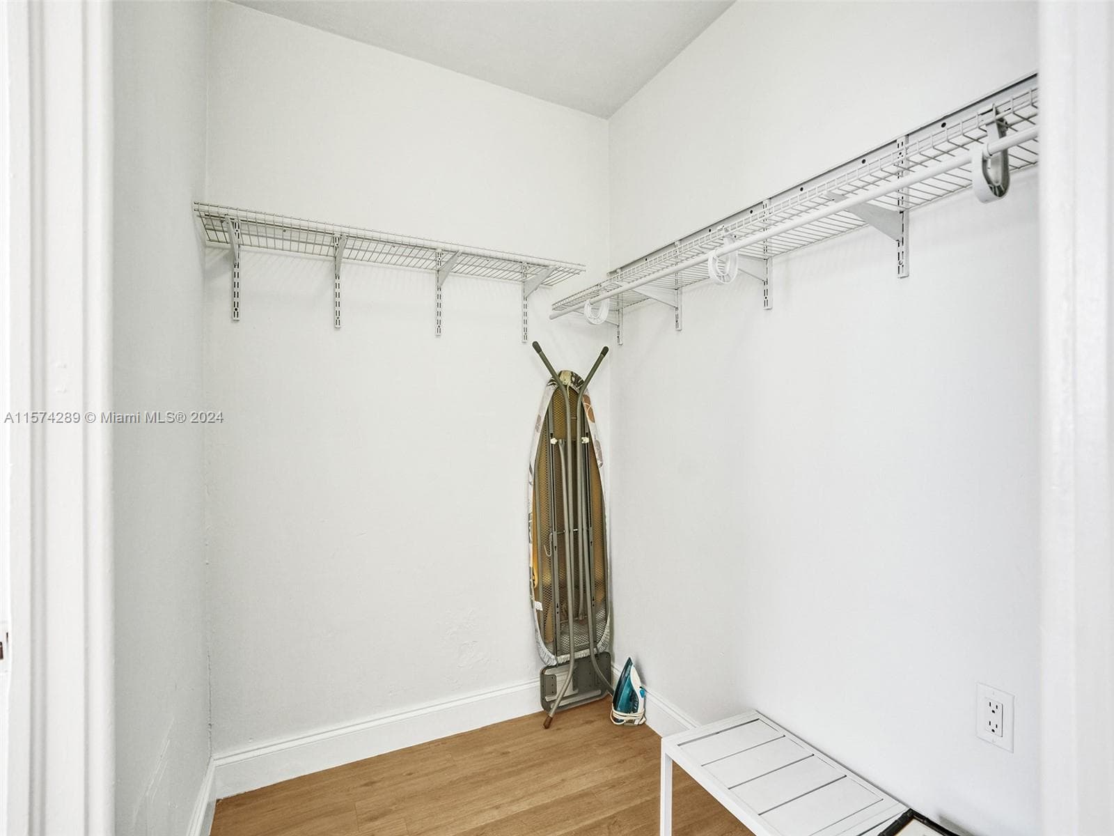 7143 Bonita Dr 1-4 photo 9