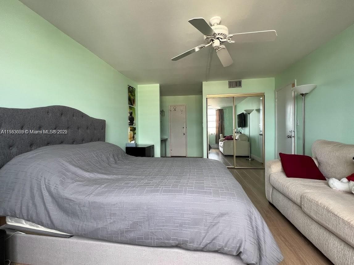 2780 NE 183rd St 1701 photo 11