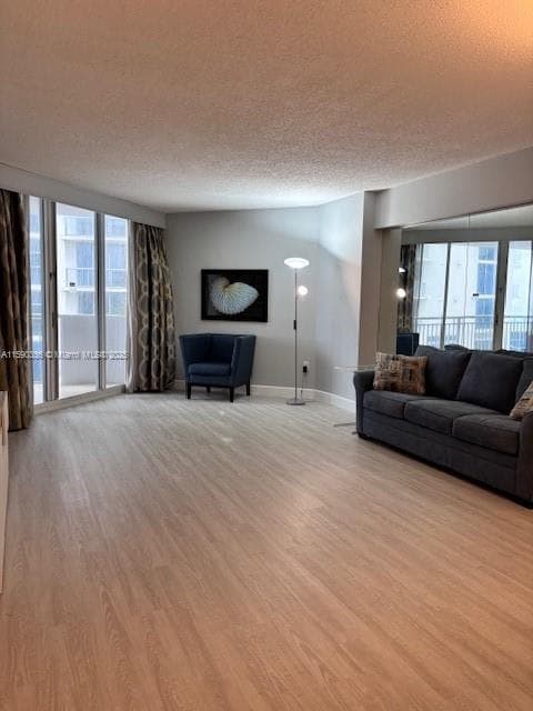 17375 Collins Ave 705 photo 17