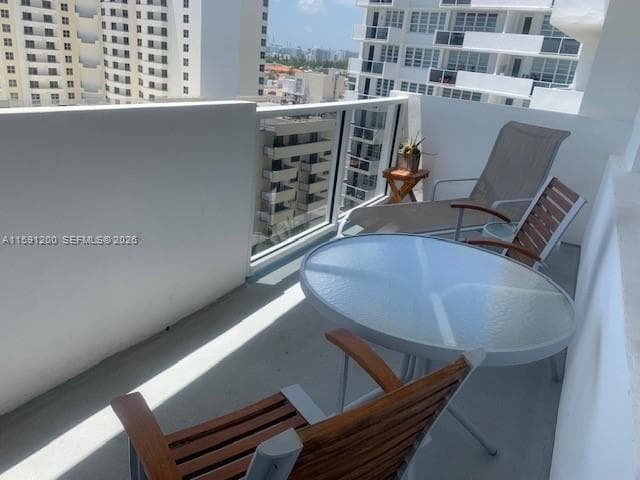 100 Lincoln Rd 1434 photo 7