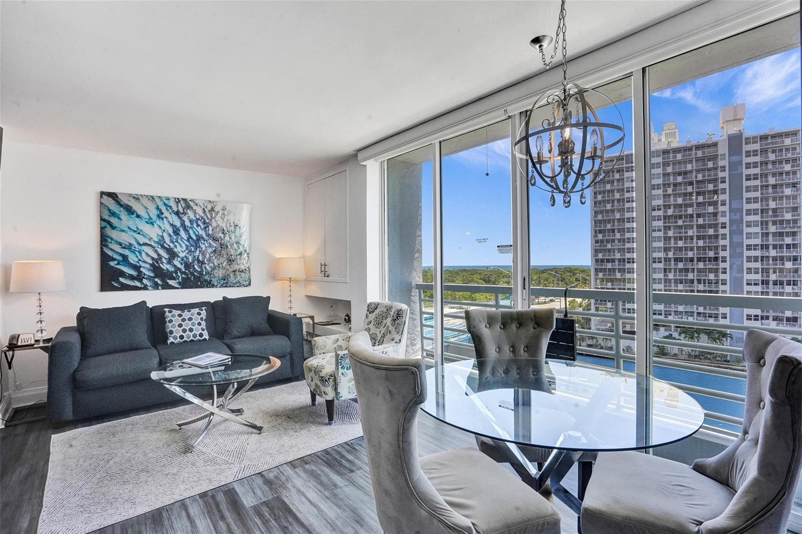 2670 E Sunrise Boulevard 726 photo 3