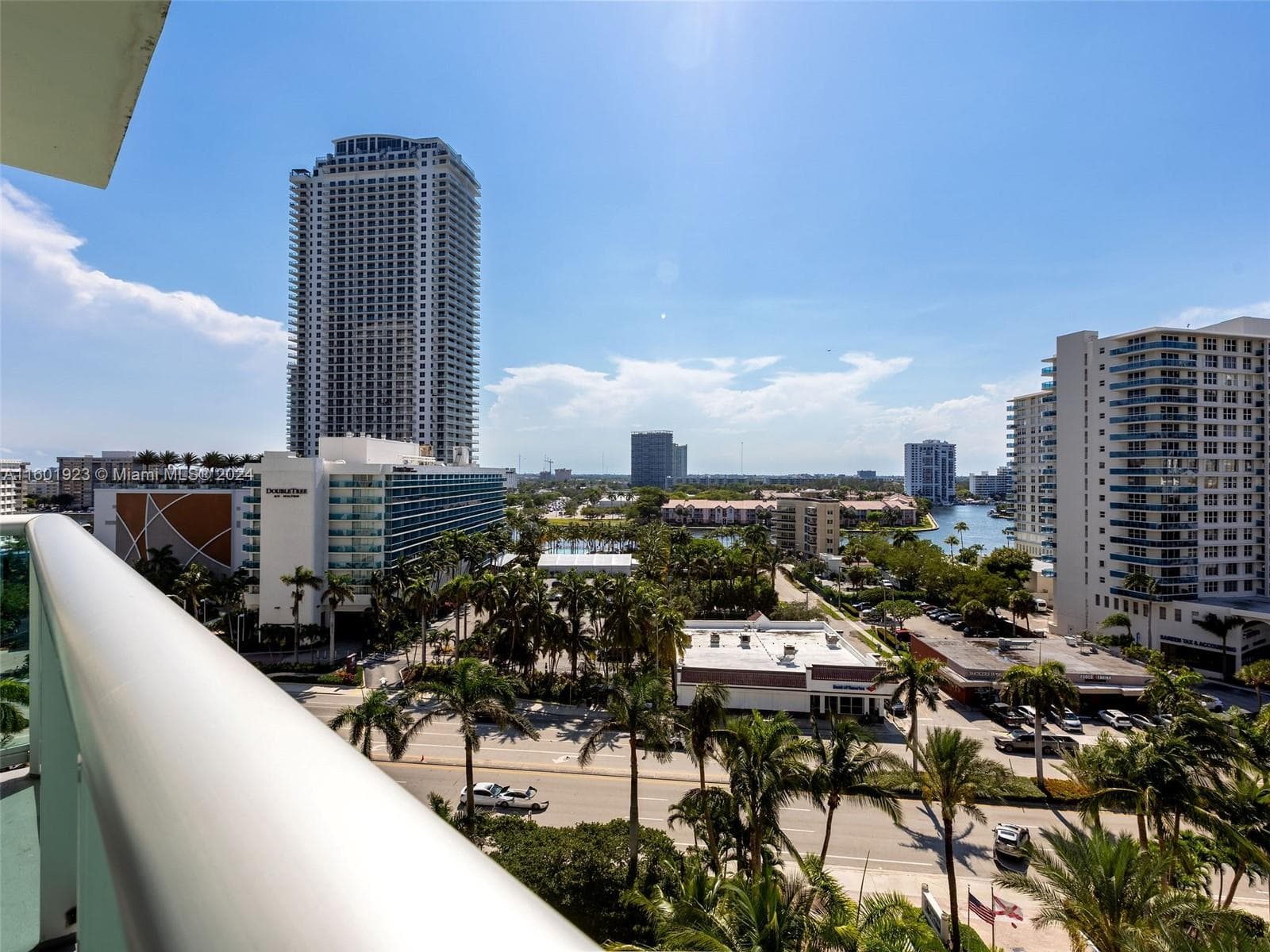 3901 S Ocean Dr 10P photo 20