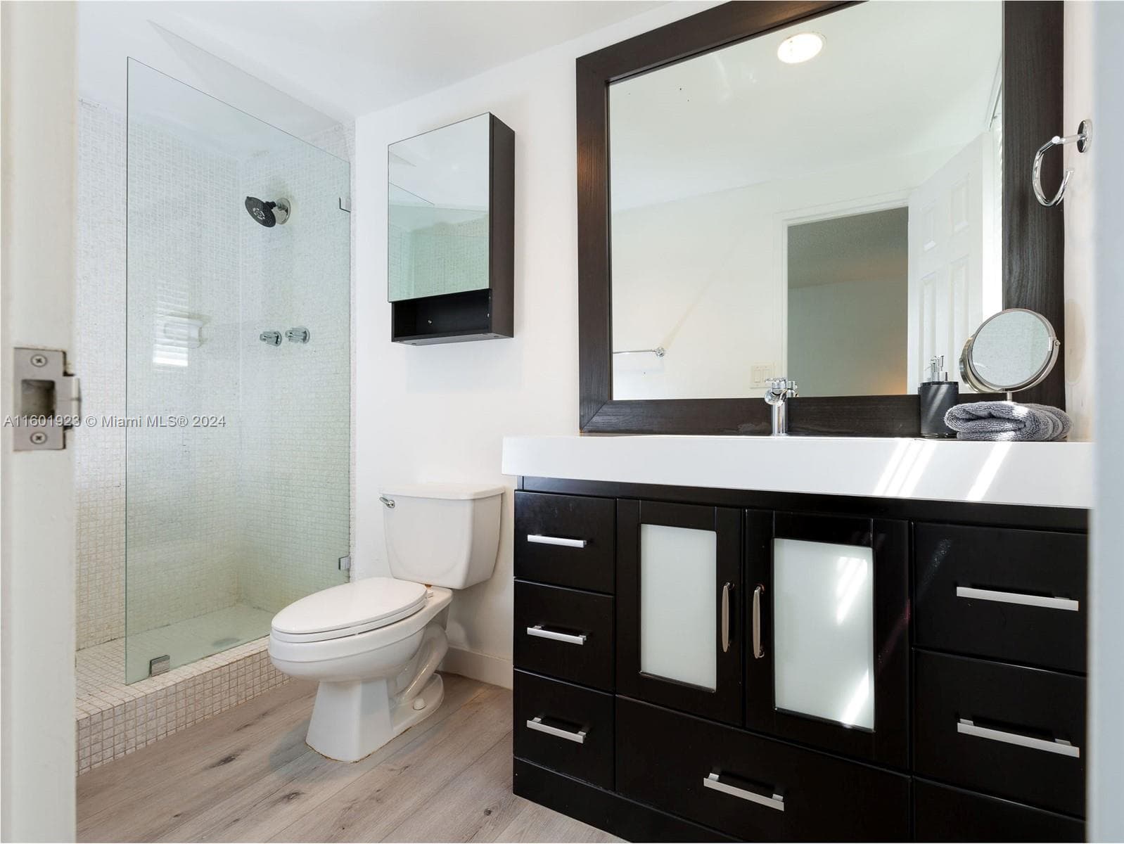 3901 S Ocean Dr 10P photo 14