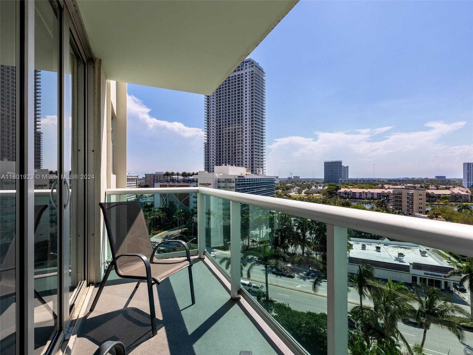 3901 S Ocean Dr 10P photo 19