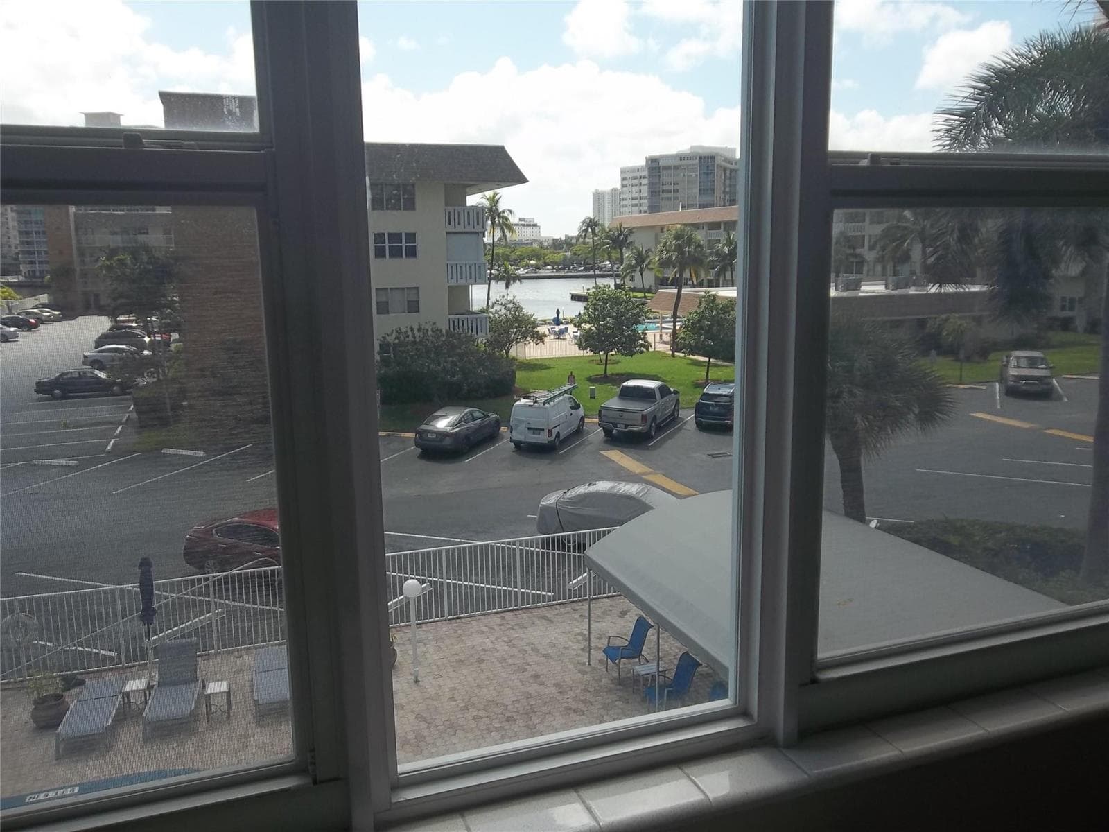 1893 S Ocean Drive 302 photo 8
