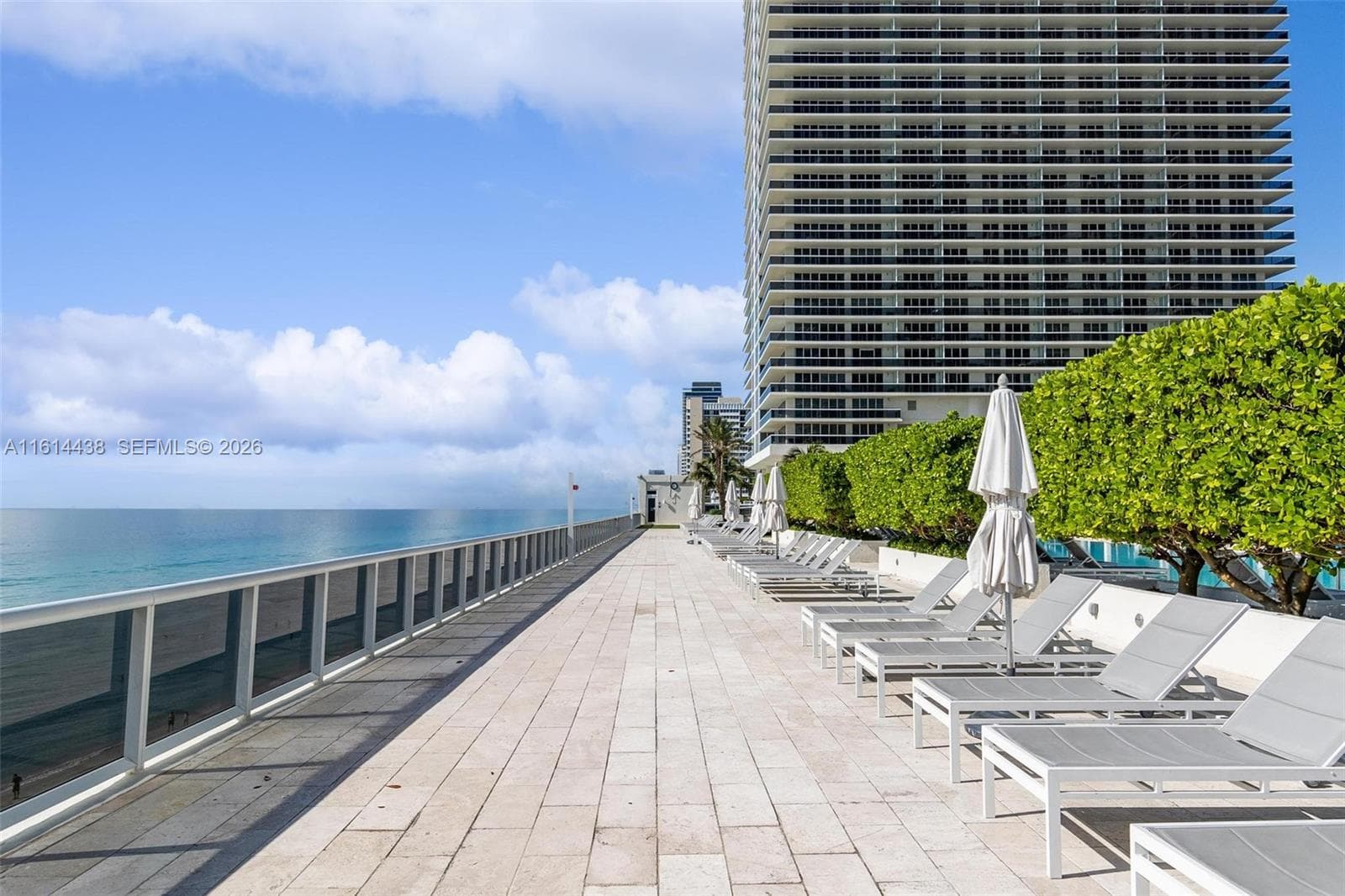 1830 OCEAN DR 4409 photo 22