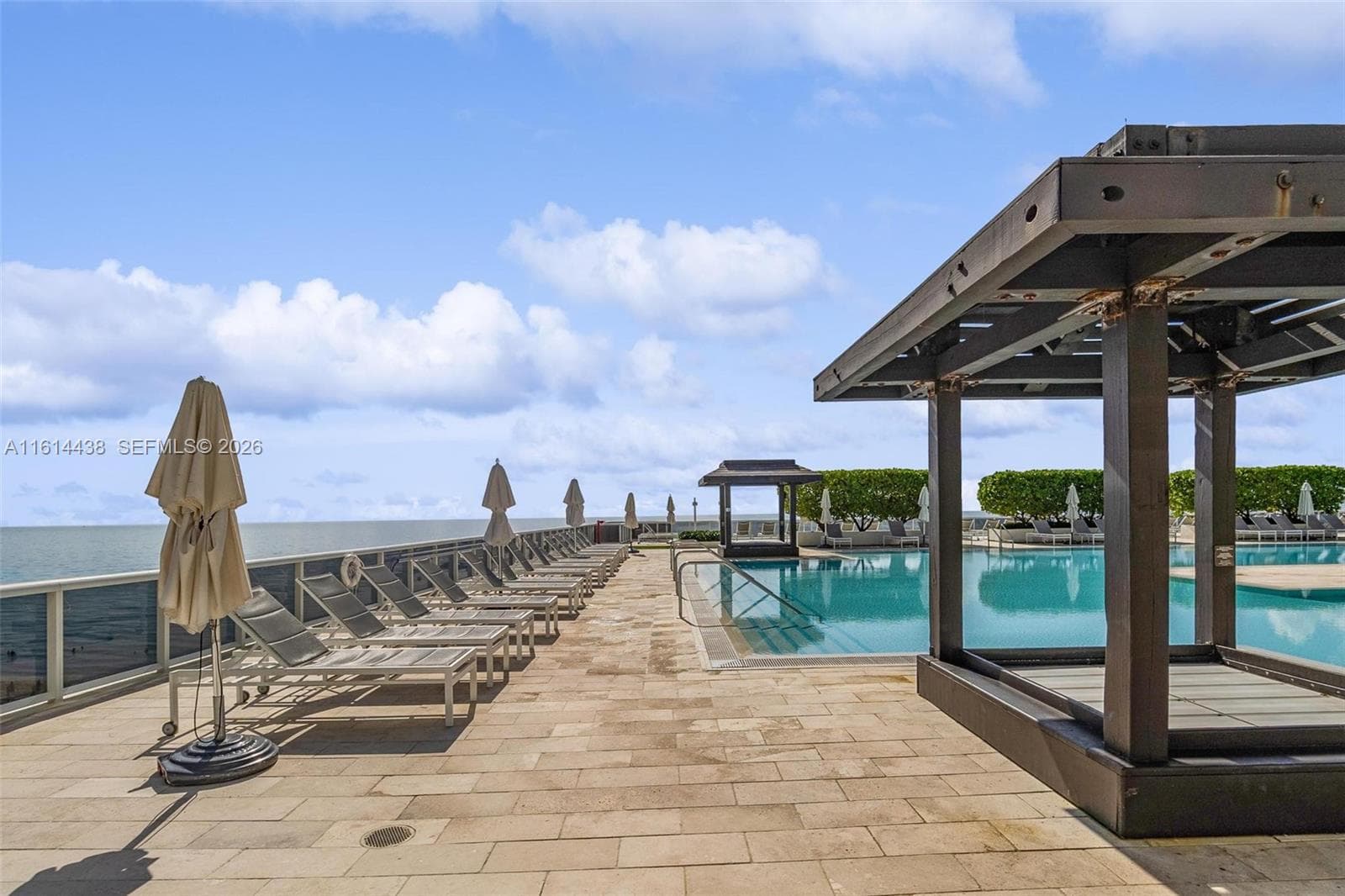 1830 OCEAN DR 4409 photo 20