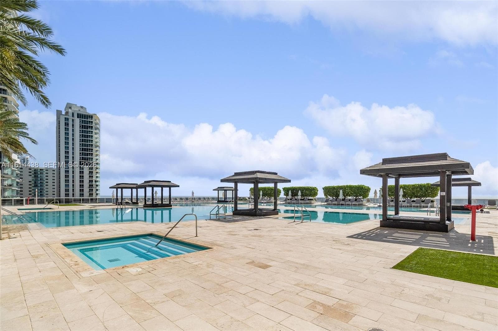 1830 OCEAN DR 4409 photo 24