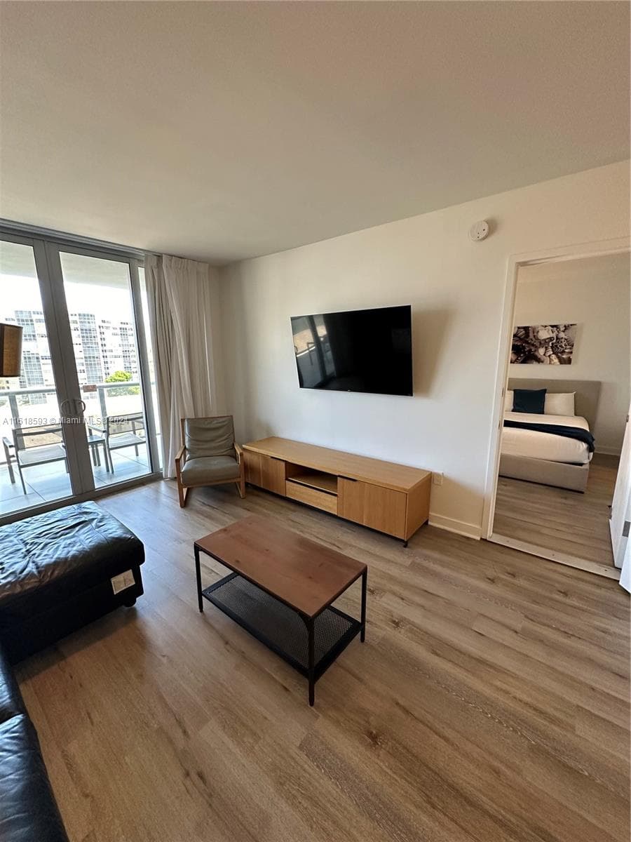 2602 E Hallandale Beach Blvd R807 photo 18
