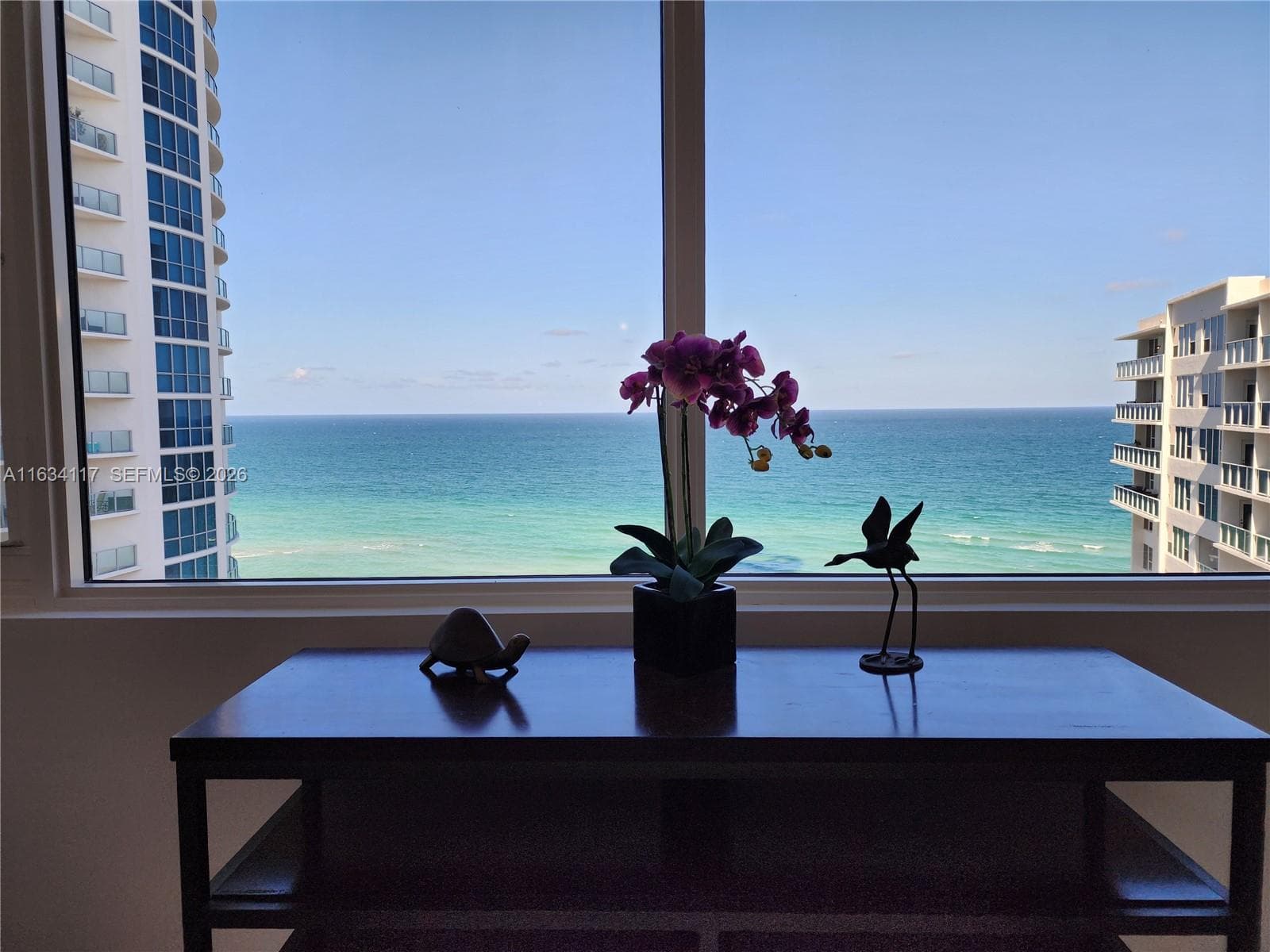 3505 S Ocean Dr 1406 photo 4
