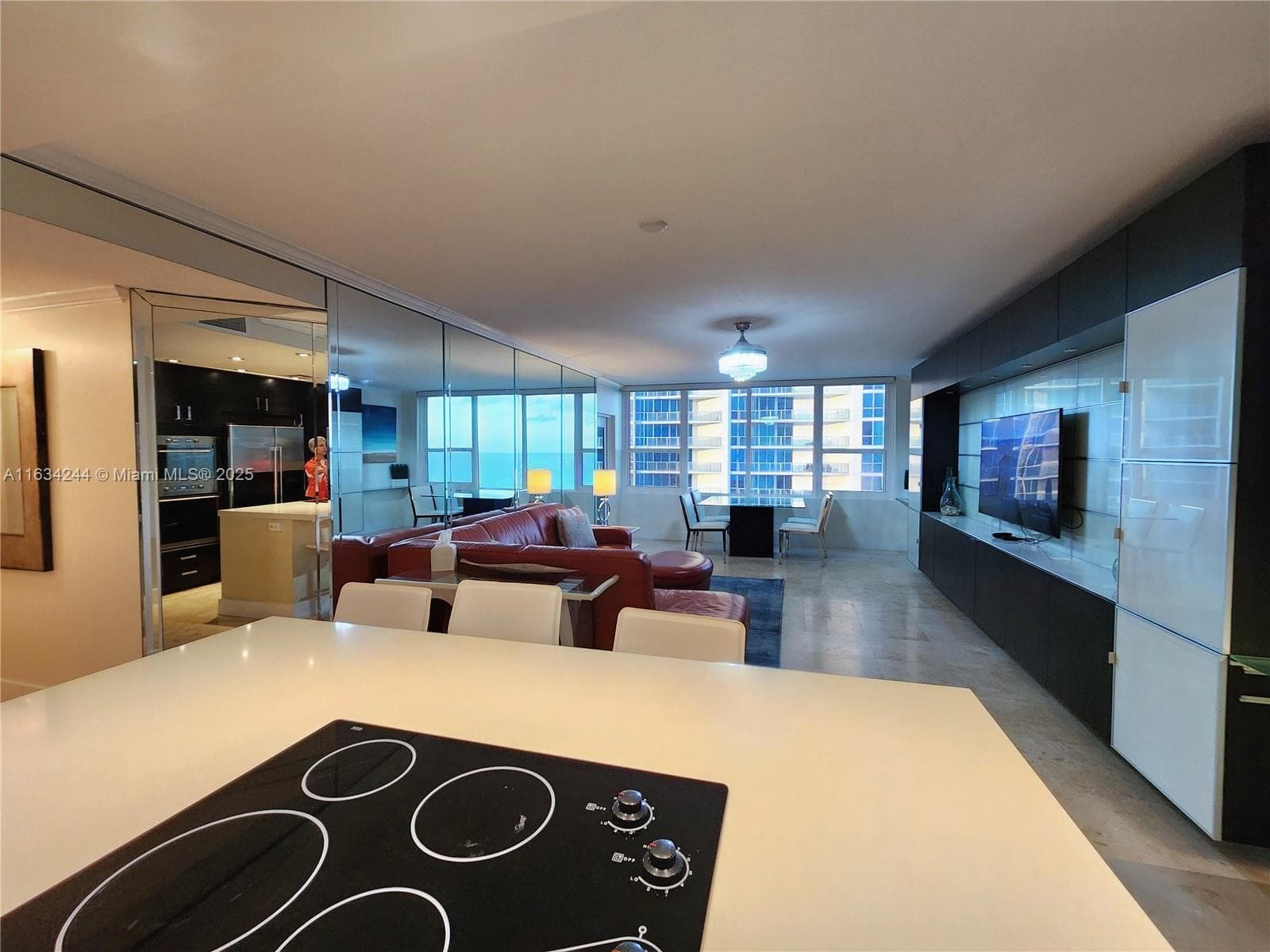 3505 S Ocean Dr 1409 photo 7