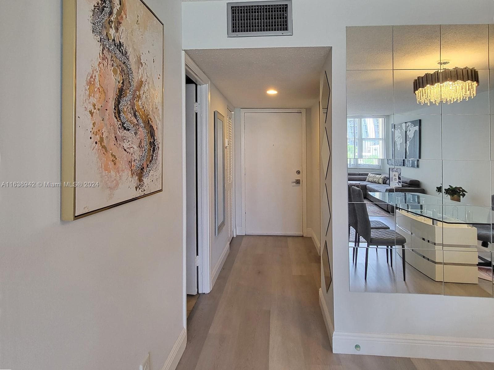 1825 S Ocean Dr 206 photo 6