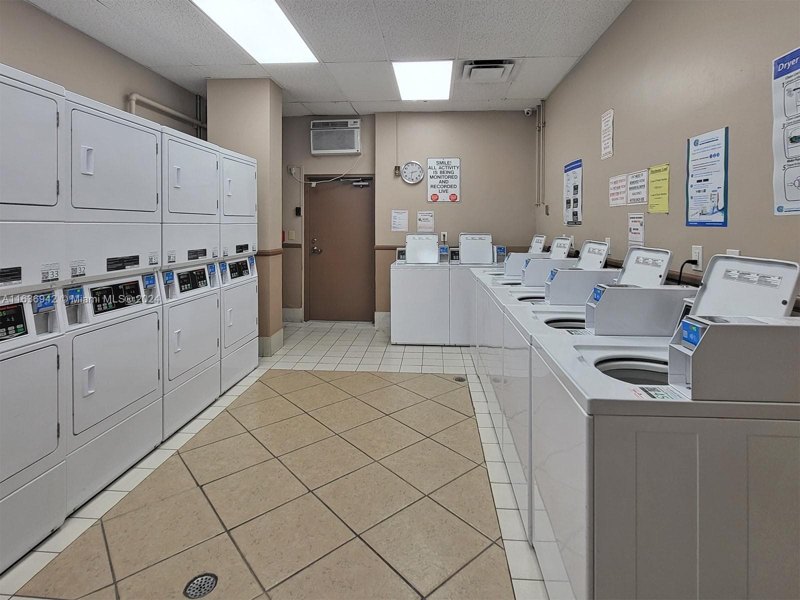 1825 S Ocean Dr 206 photo 22
