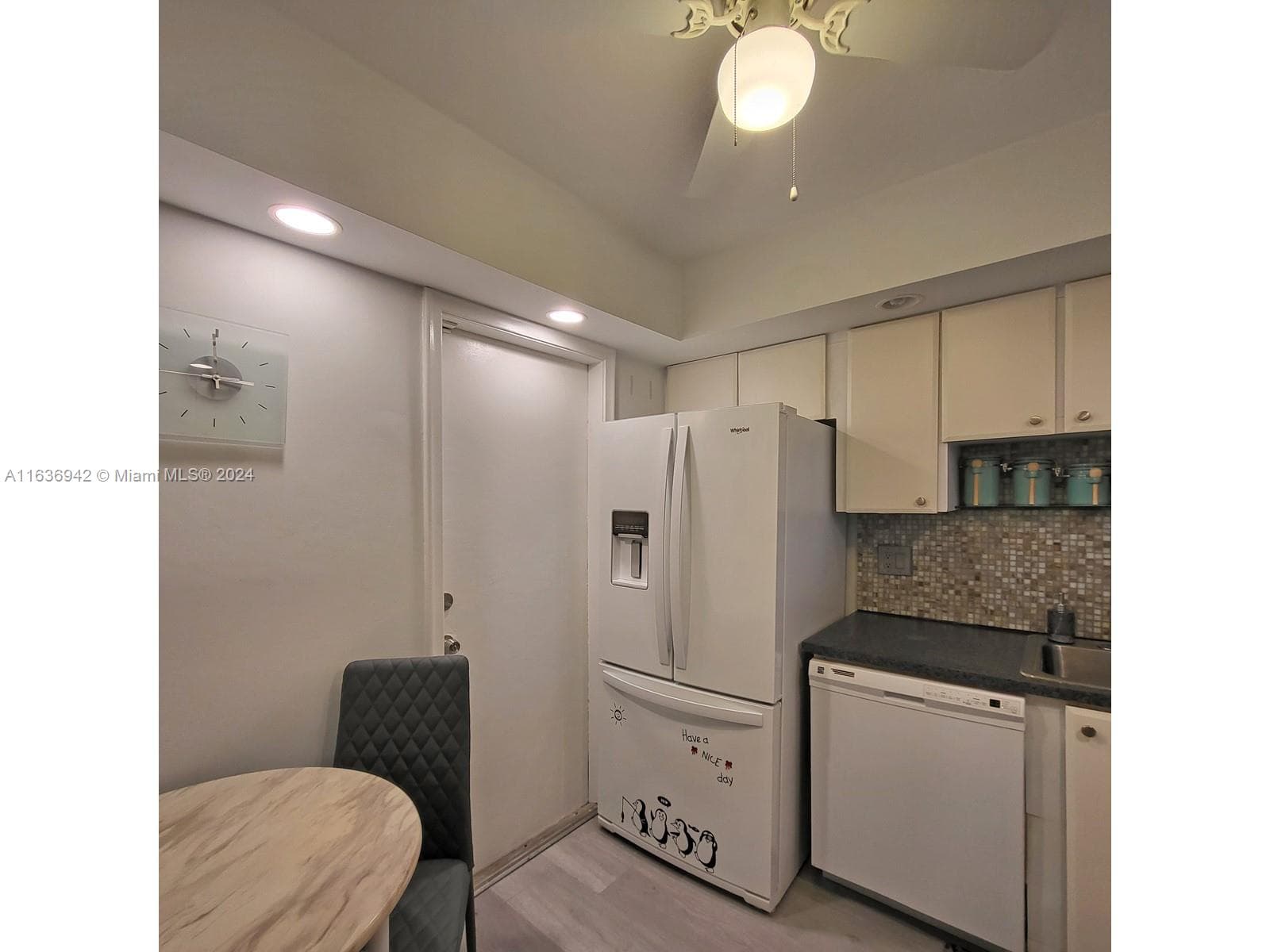 1825 S Ocean Dr 206 photo 11