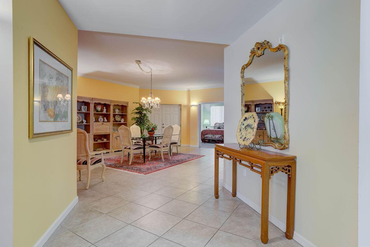 1160 SW Chapman Way 202 photo 6
