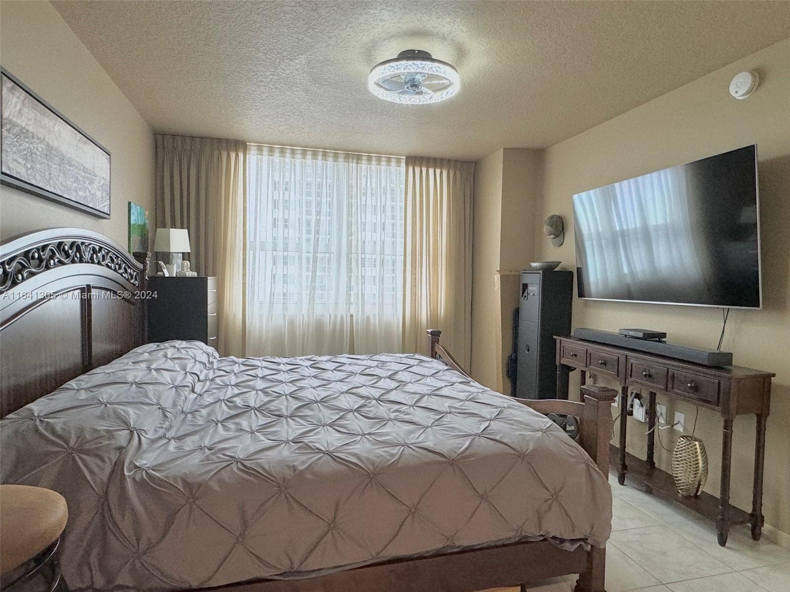 2080 S Ocean Dr 1607 photo 9