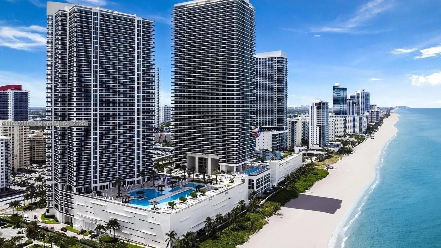 1850 S Ocean Dr 3809 photo 1