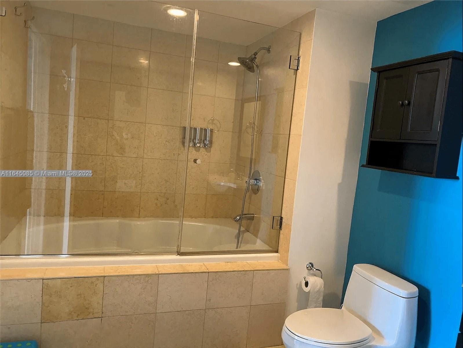 1850 S Ocean Dr 3809 photo 18