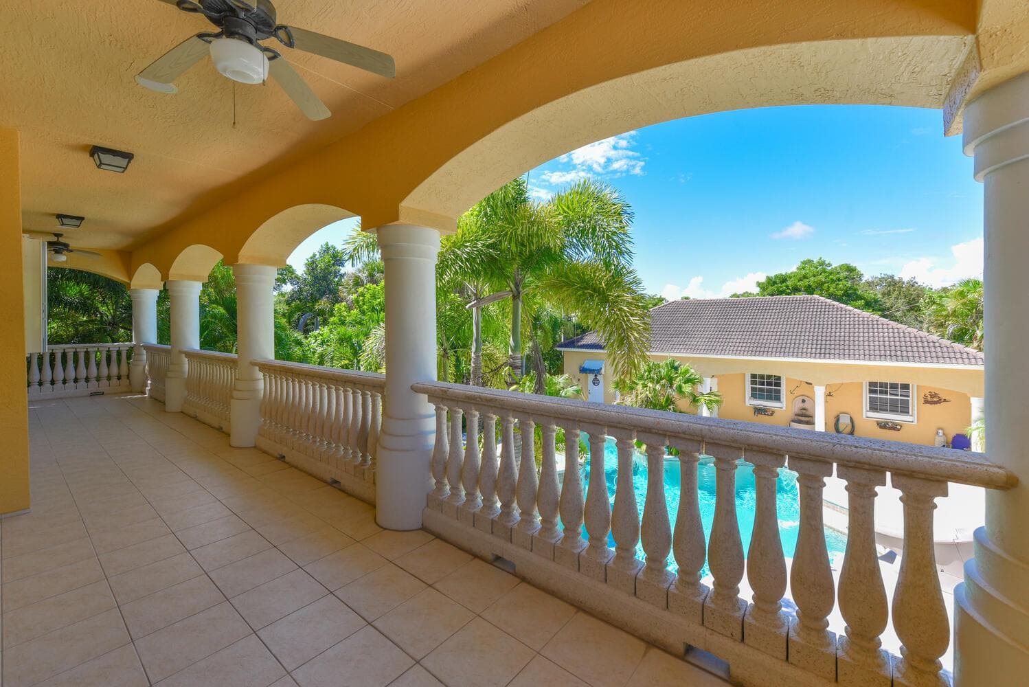 8053 S Indian River Drive photo 7