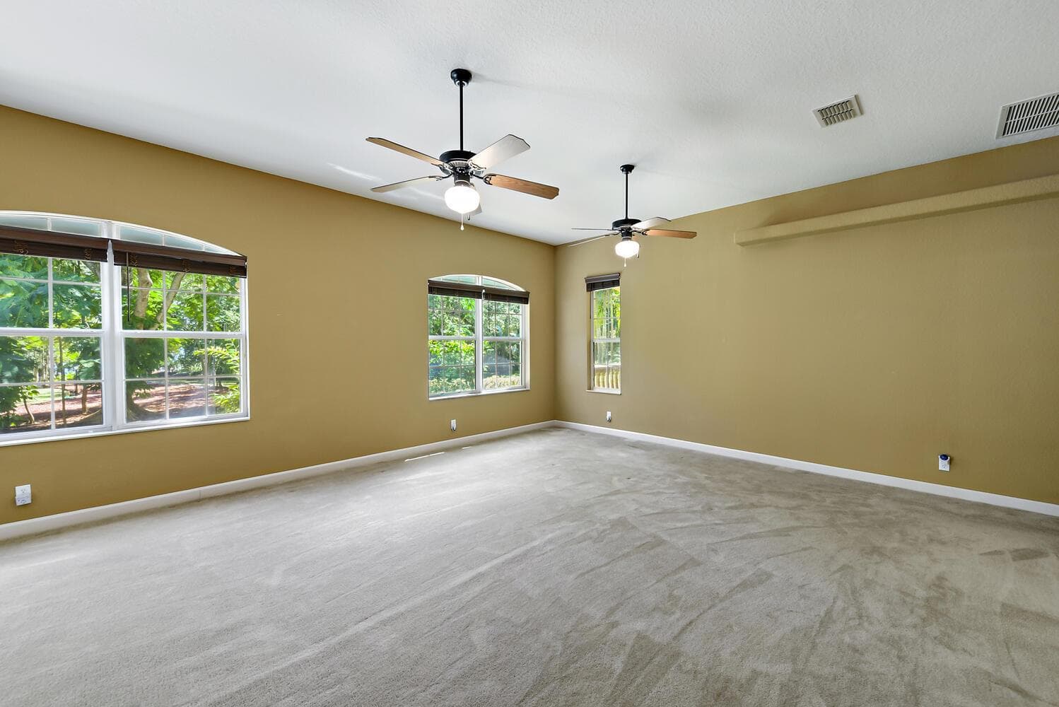 8053 S Indian River Drive photo 24