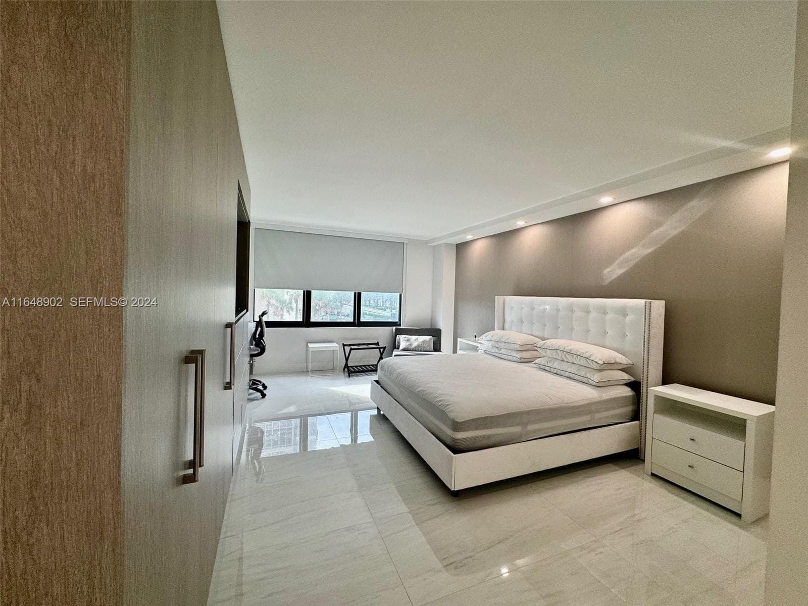 9801 Collins Ave 5U photo 23