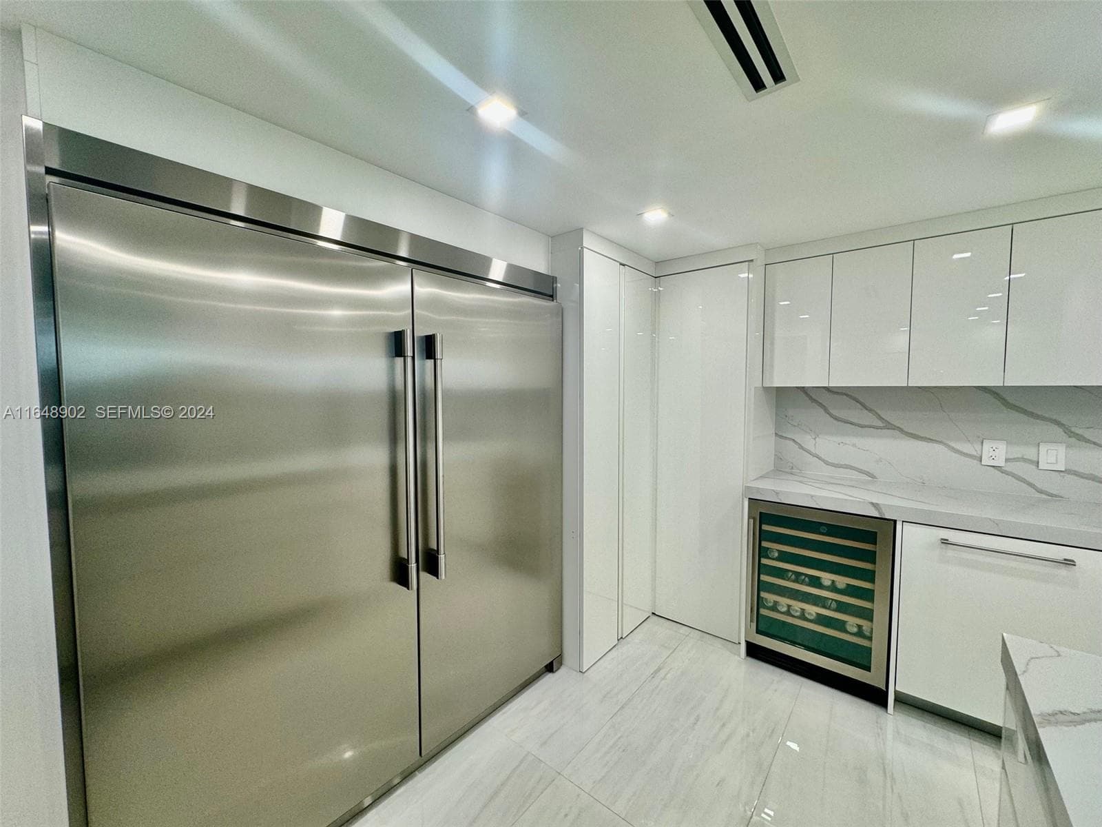 9801 Collins Ave 5U photo 6