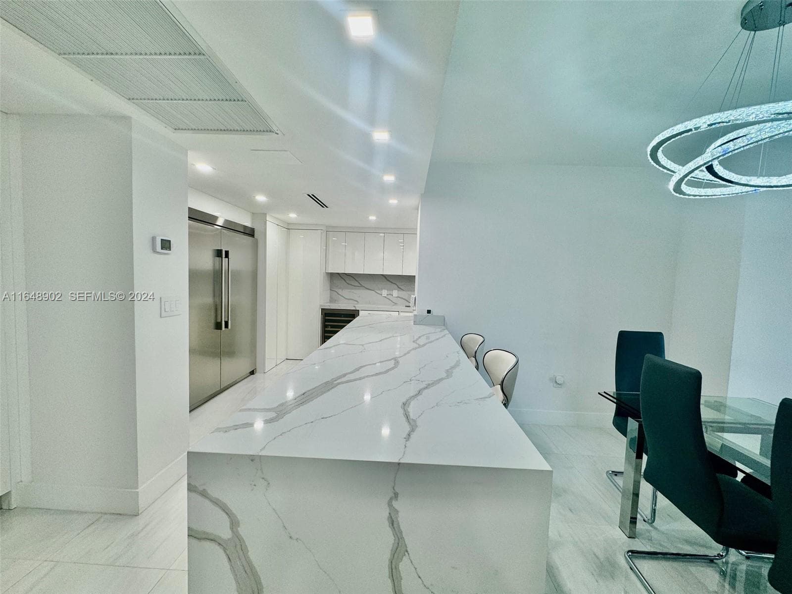 9801 Collins Ave 5U photo 5