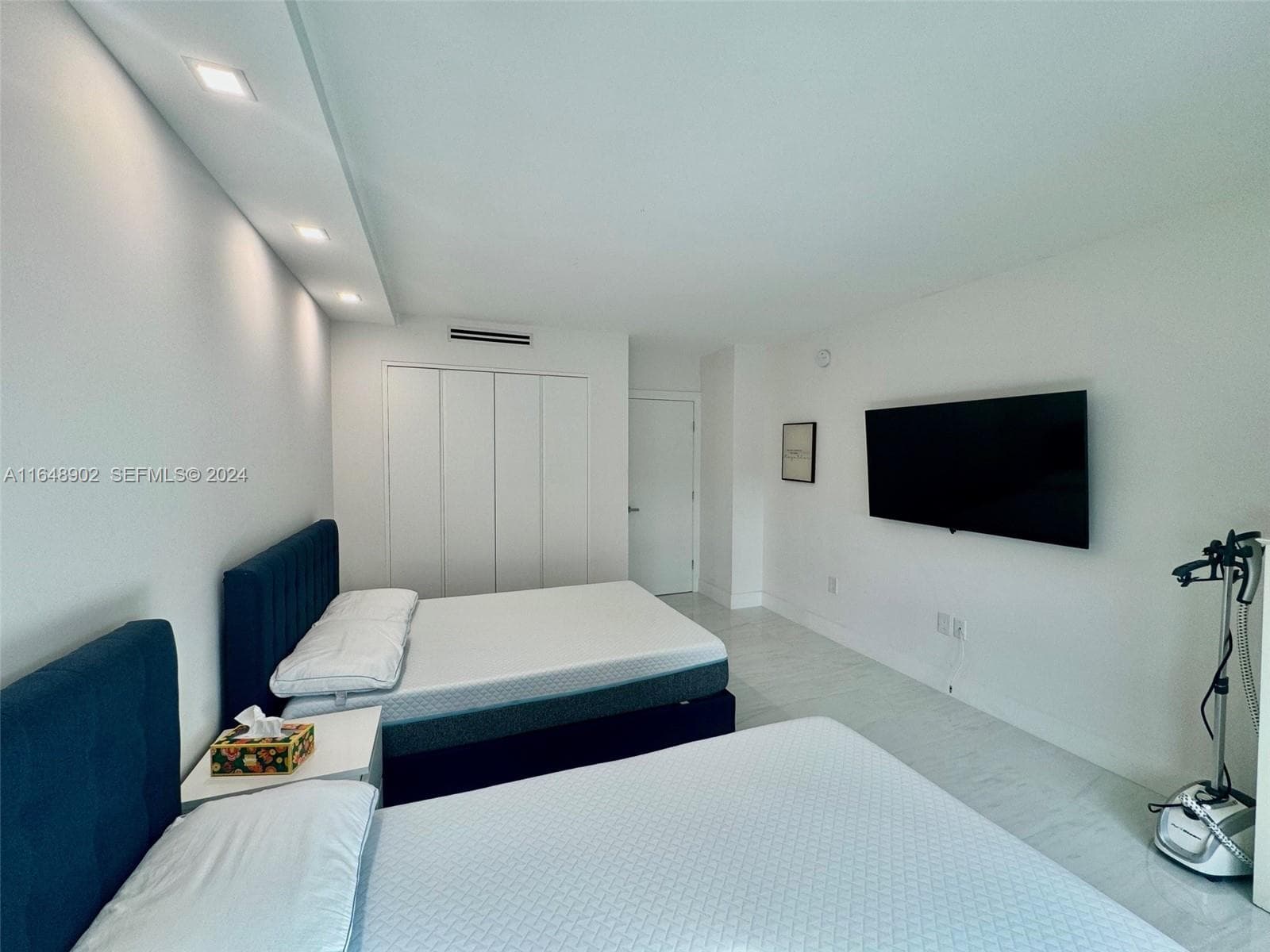 9801 Collins Ave 5U photo 21