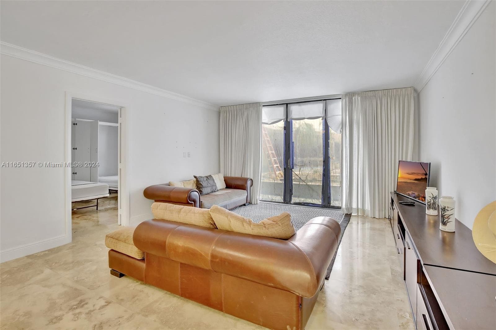 9801 Collins Ave 3T photo 7