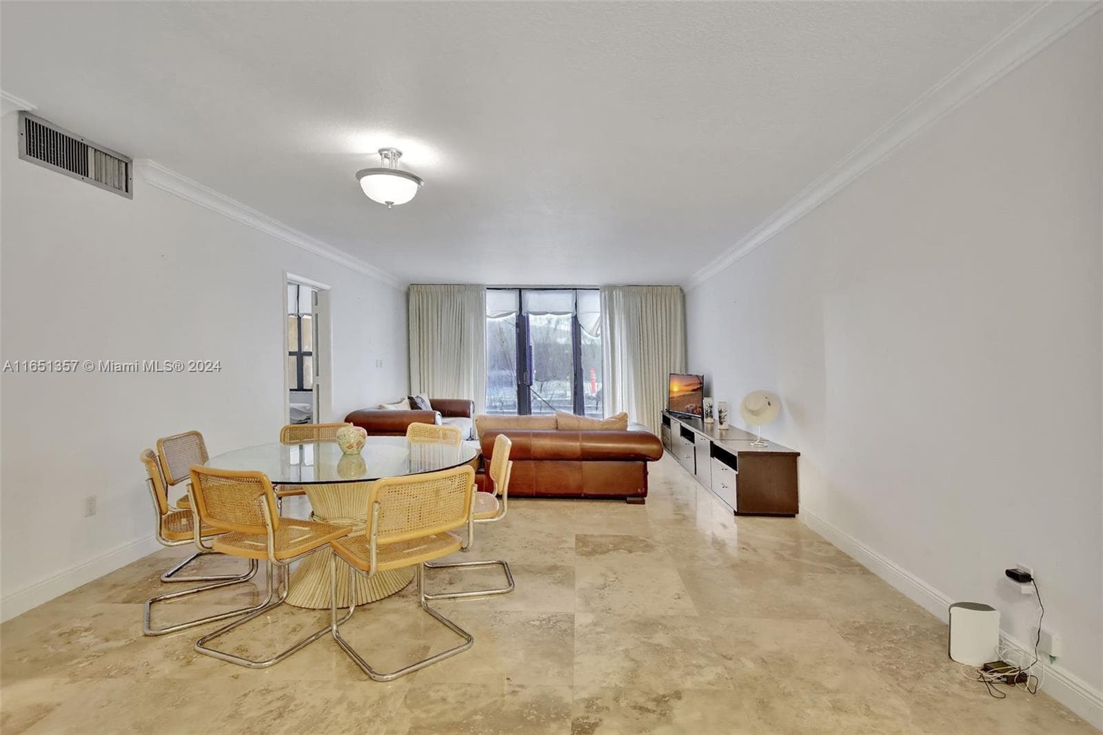 9801 Collins Ave 3T photo 3
