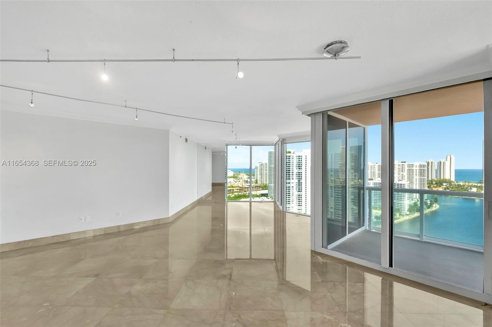 3370 Hidden Bay Dr 2708 photo 15