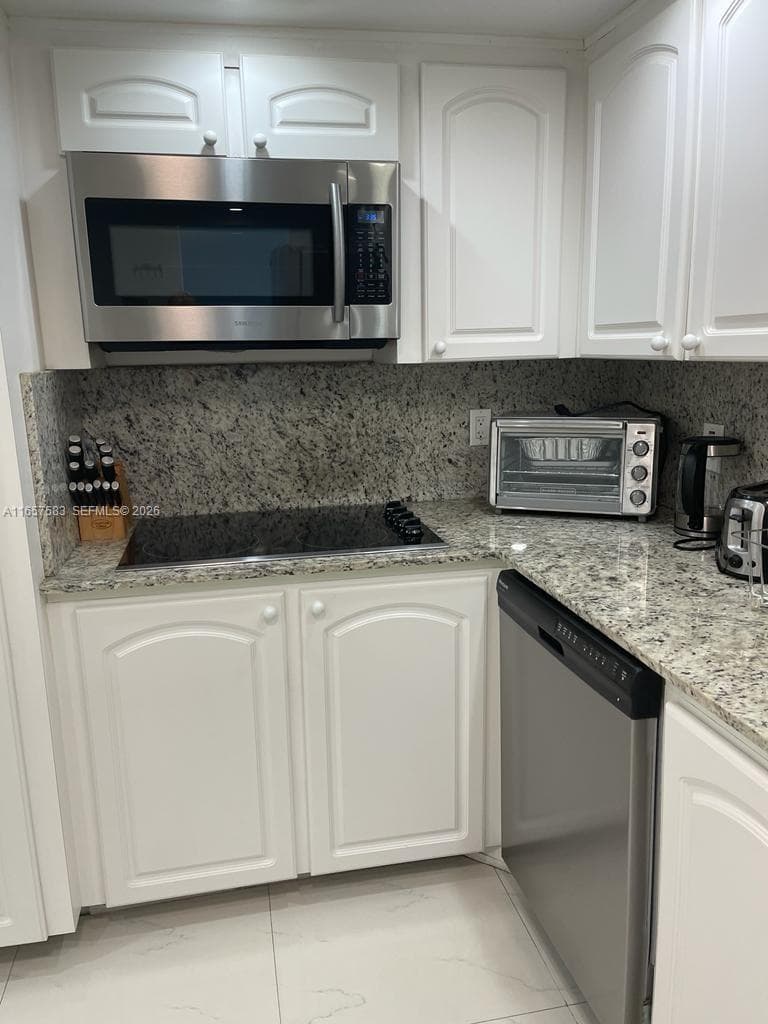 3801 S Ocean Dr 12M photo 18