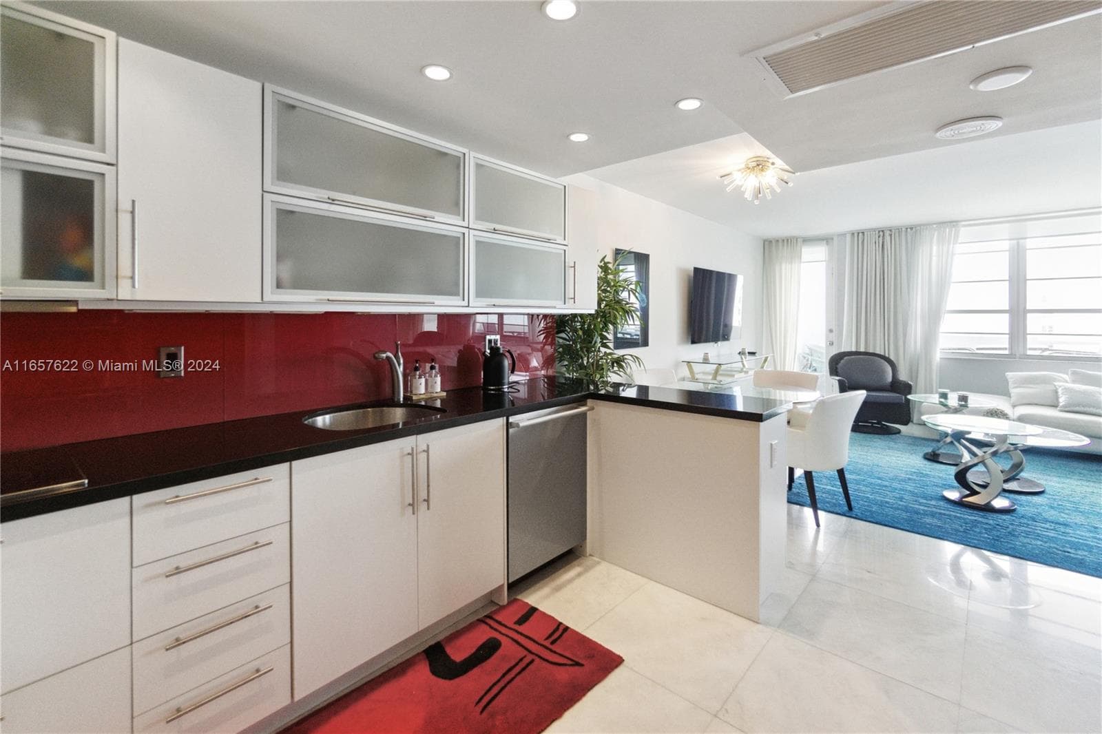 100 Lincoln Rd 1534 photo 7