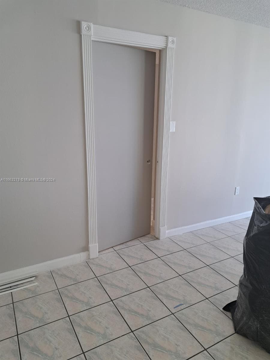 18061 Biscayne Blvd 702 photo 2