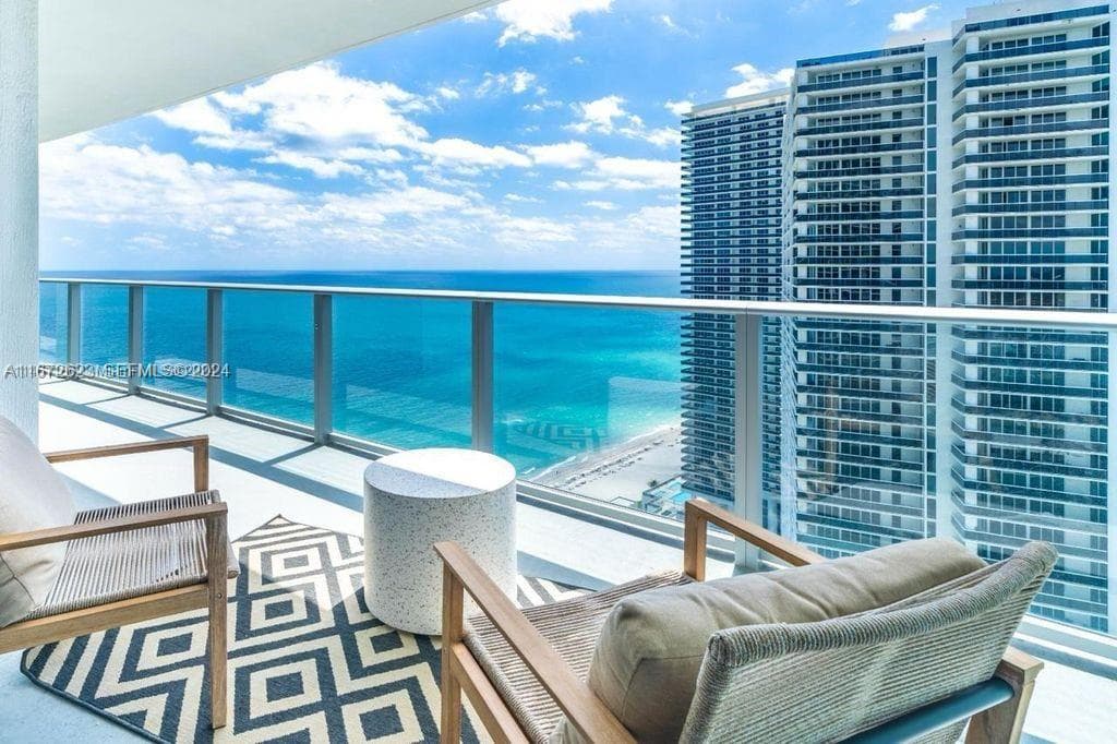 4111 S Ocean Dr 3007 photo 1
