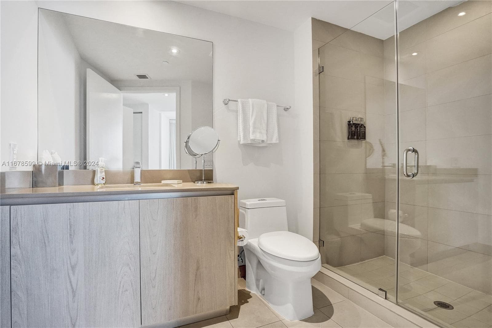 4111 S Ocean Dr 1201 photo 25