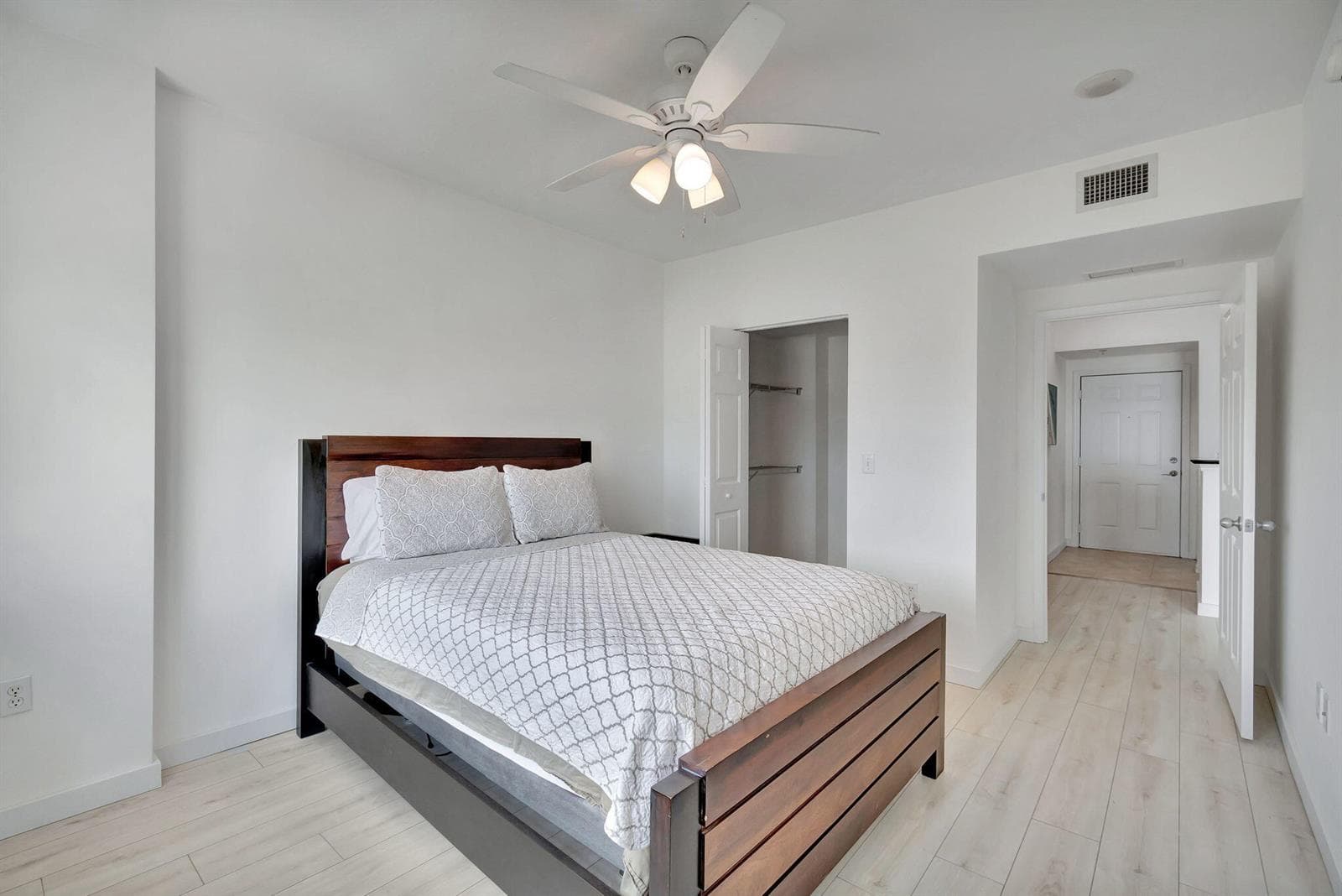 100 NE 6th Street 505 photo 13