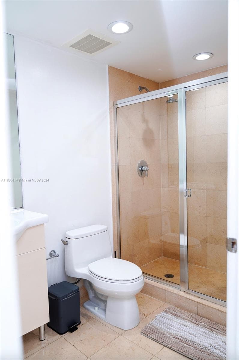 1830 S Ocean Dr 4711 photo 7