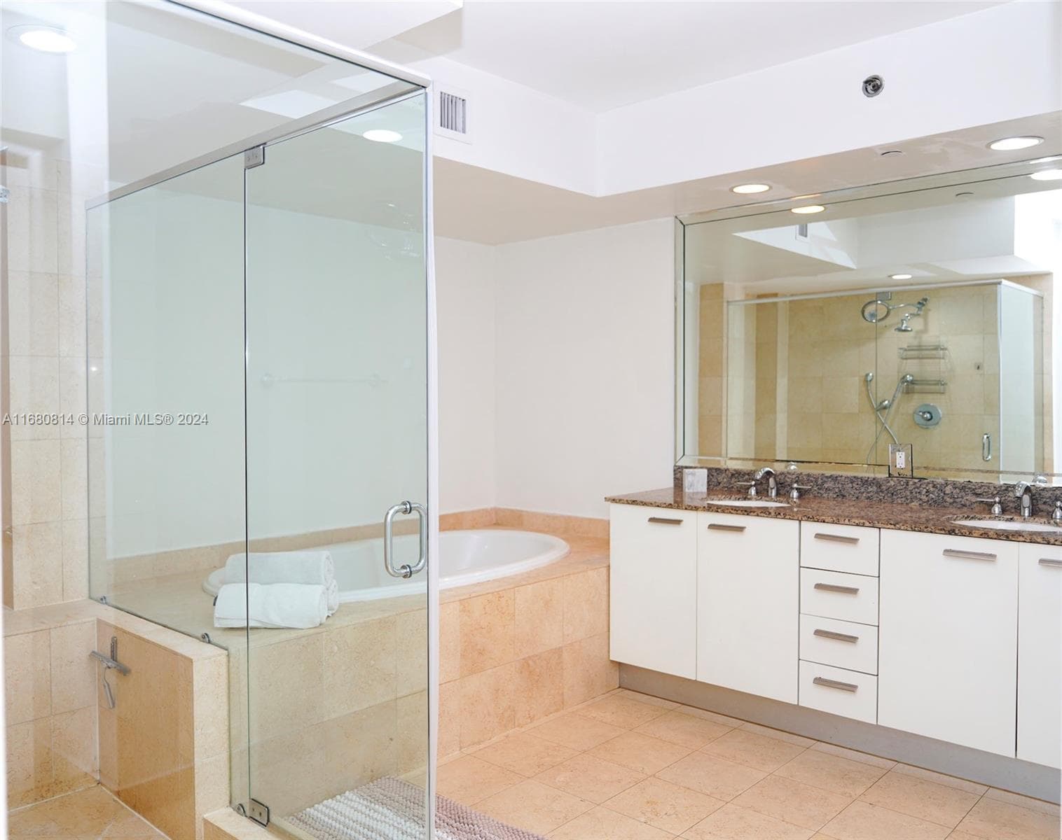 1830 S Ocean Dr 4711 photo 5