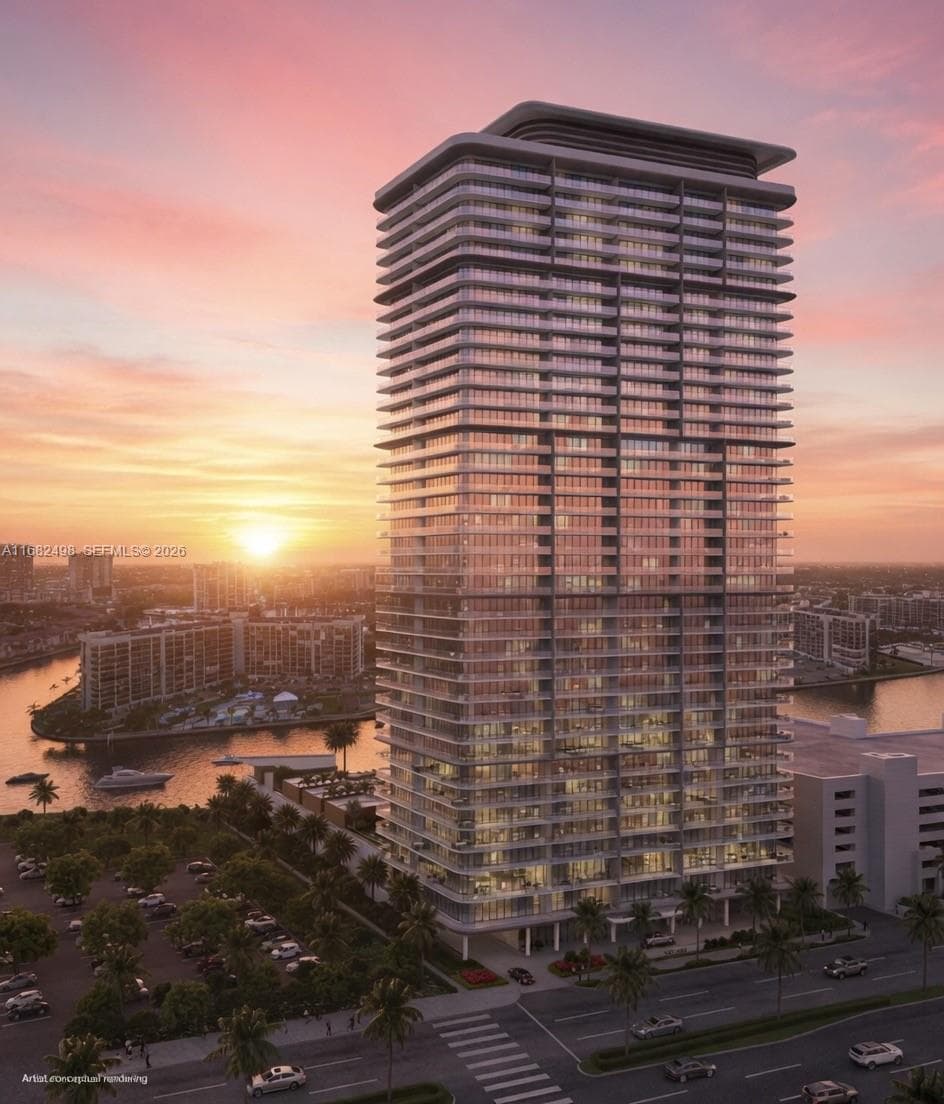 3724 S OCEAN DR 607 photo 2