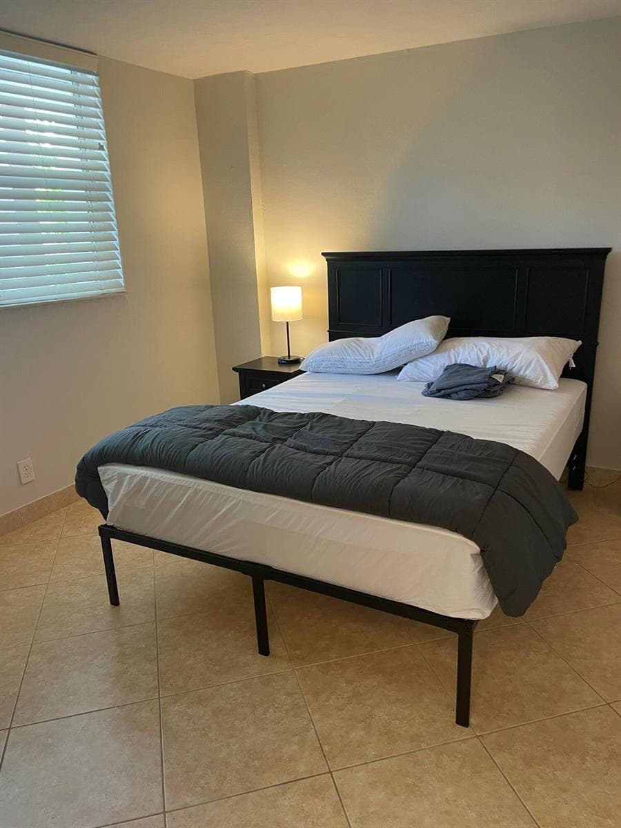 1731 SE 15 206 photo 15