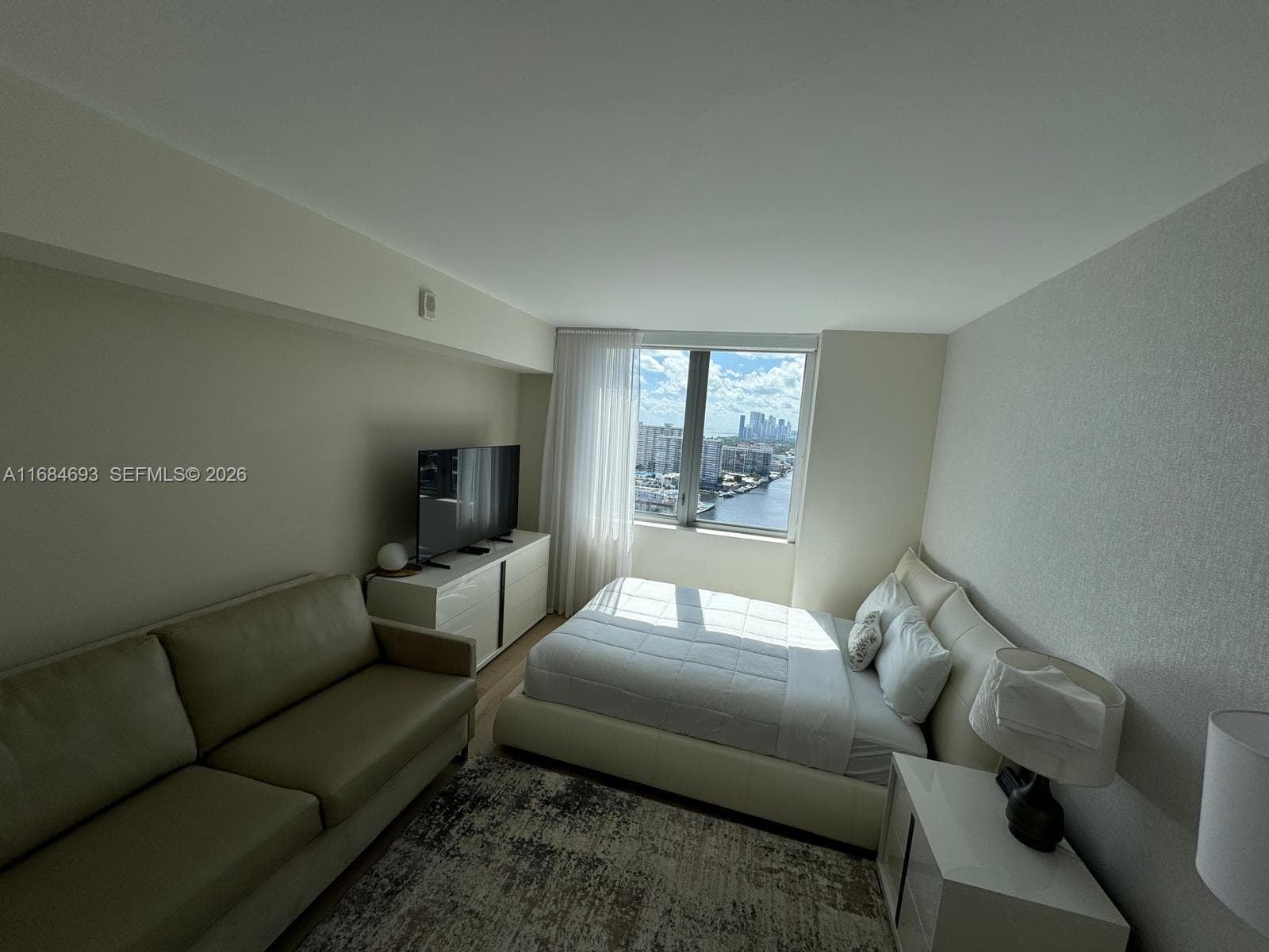 2600 E Hallandale Beach blvd T2701 photo 11
